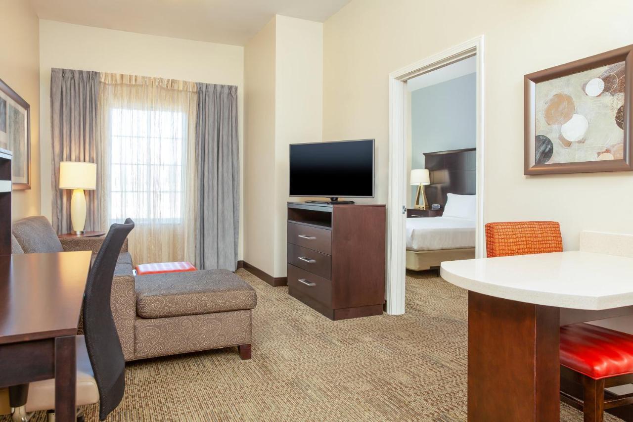 Staybridge Suites Denver - Central Park By Ihg Extérieur photo