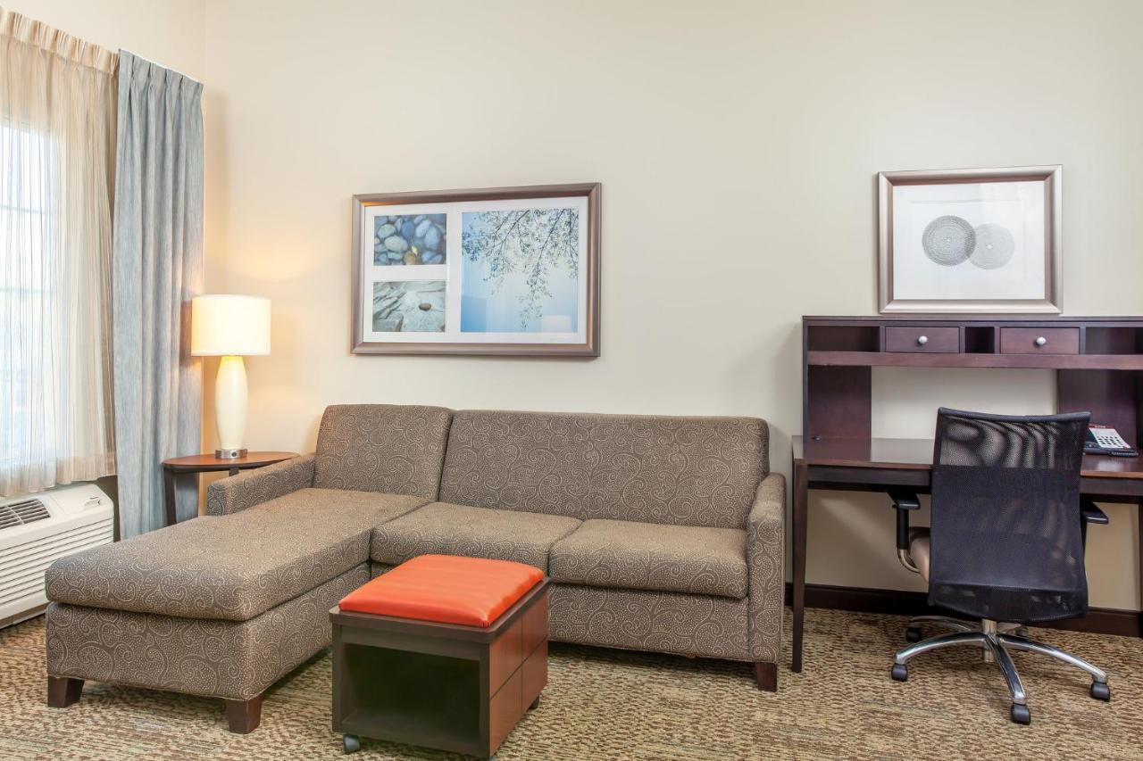 Staybridge Suites Denver - Central Park By Ihg Extérieur photo