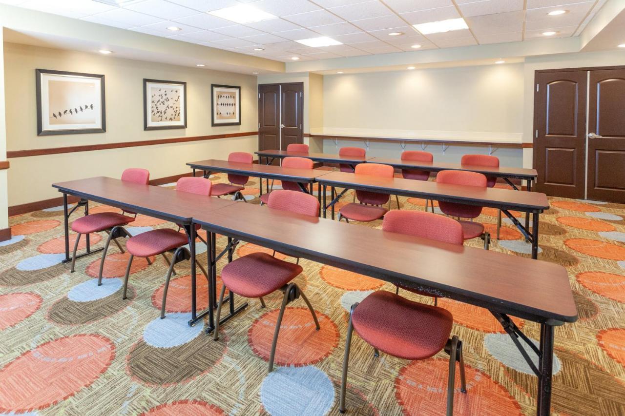 Staybridge Suites Denver - Central Park By Ihg Extérieur photo