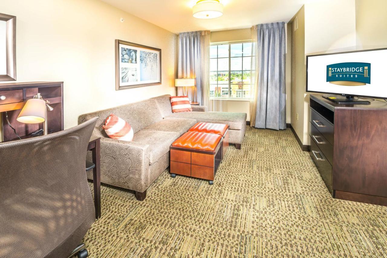 Staybridge Suites Denver - Central Park By Ihg Extérieur photo